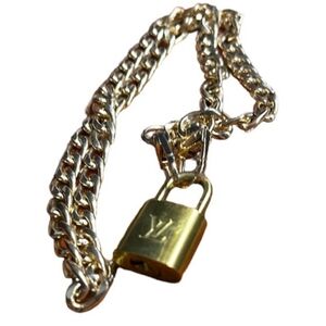 Louis Vuitton Lock  #311 and unbranded chain